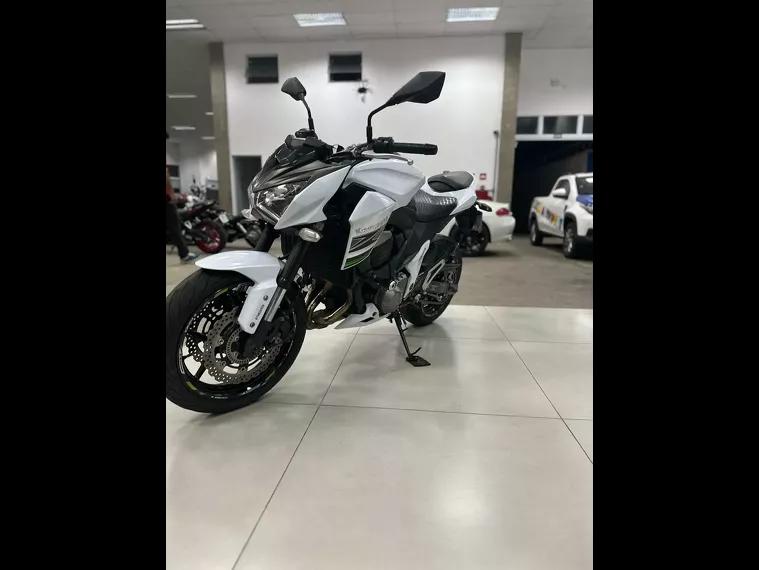 Kawasaki Z Branco 17