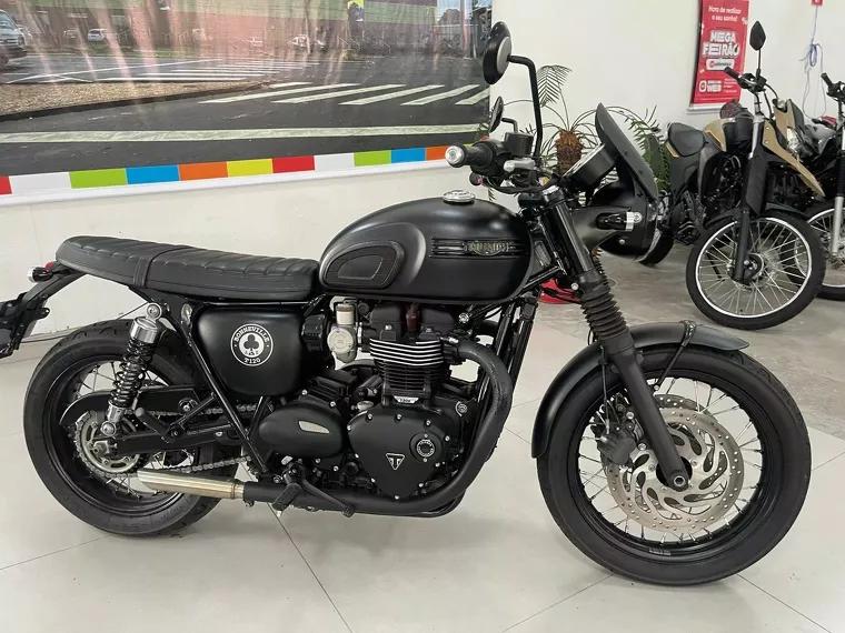 Triumph Bonneville Preto 26