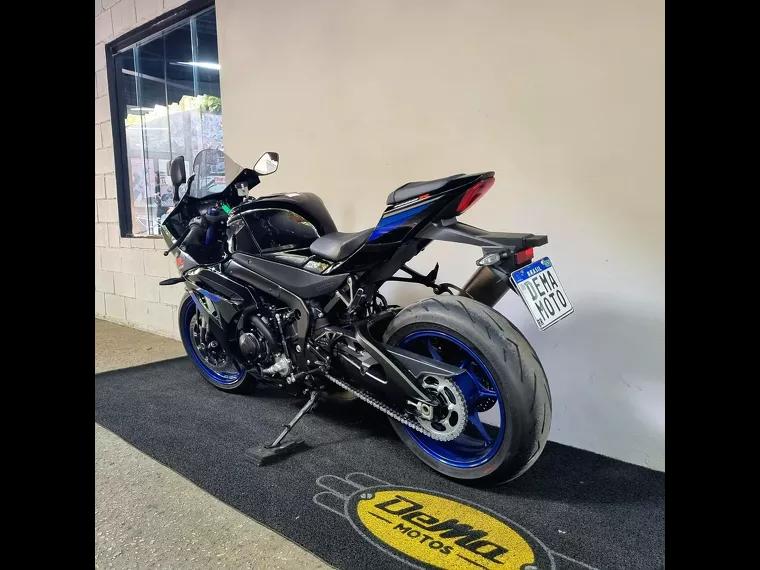 Suzuki GSX-R Preto 6