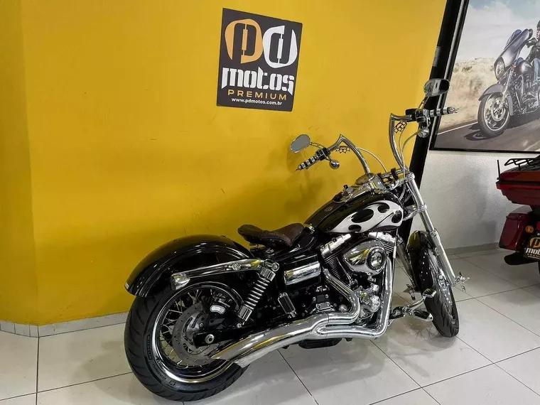 Harley-Davidson Dyna Preto 3