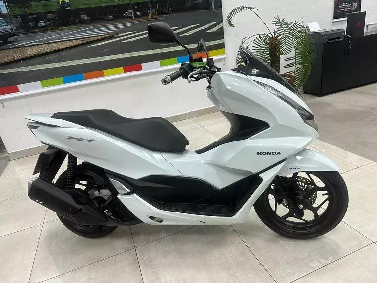 Honda PCX Branco 23