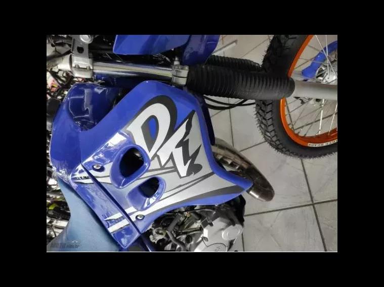 Yamaha DT Azul 6