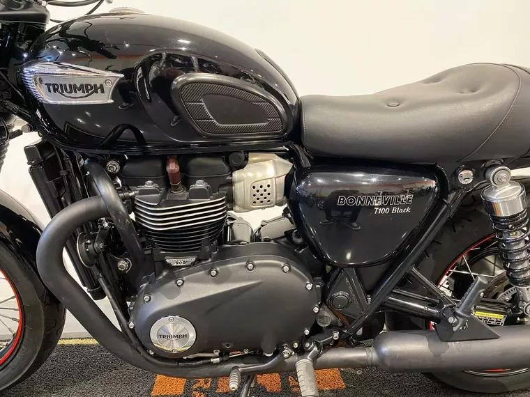 Triumph Bonneville Preto 4