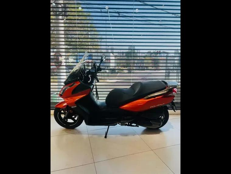 Kymco Downtown Laranja 3