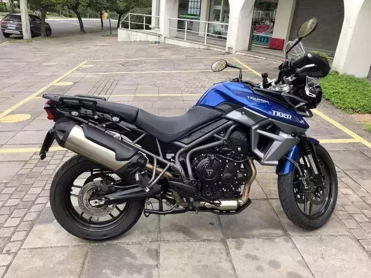 Triumph Tiger 800 Azul 4