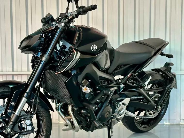 Yamaha MT-09 Preto 7