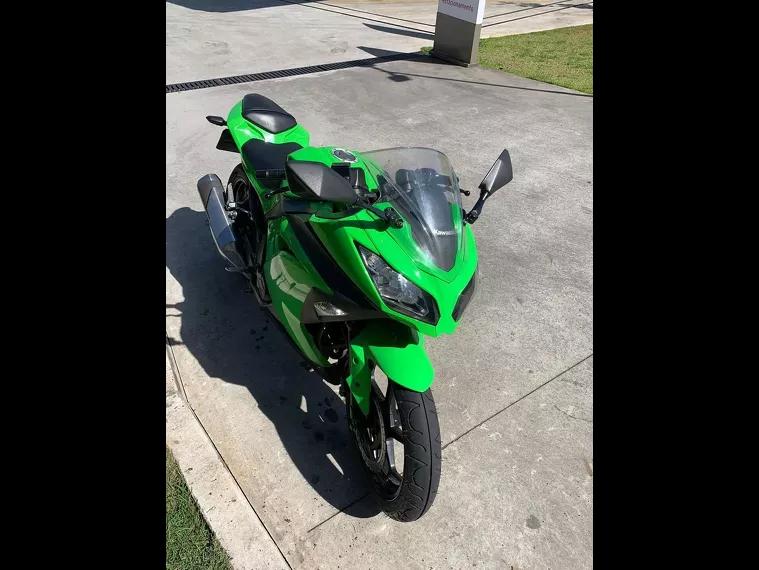 Kawasaki Ninja Verde 2