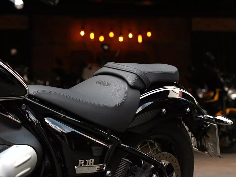 BMW R 18 Preto 12