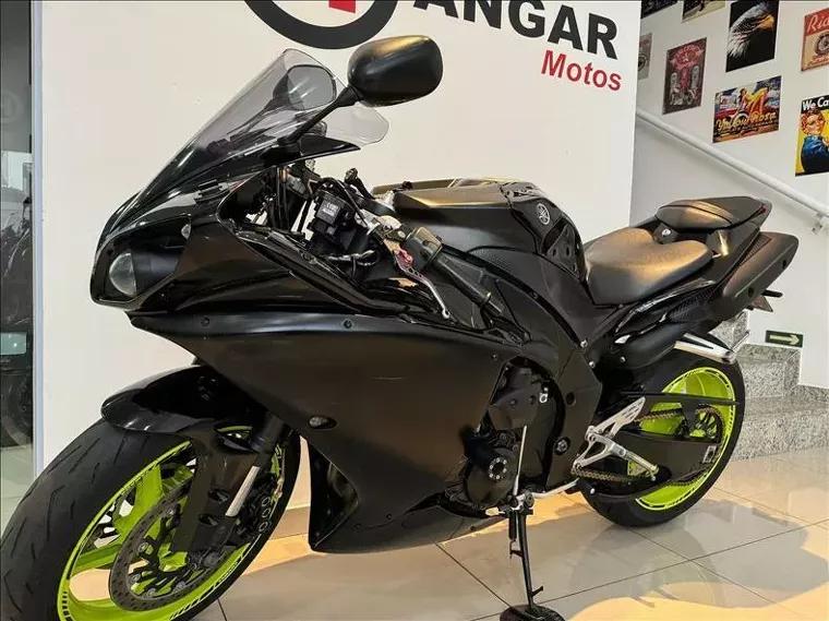 Yamaha YZF R1 Preto 4