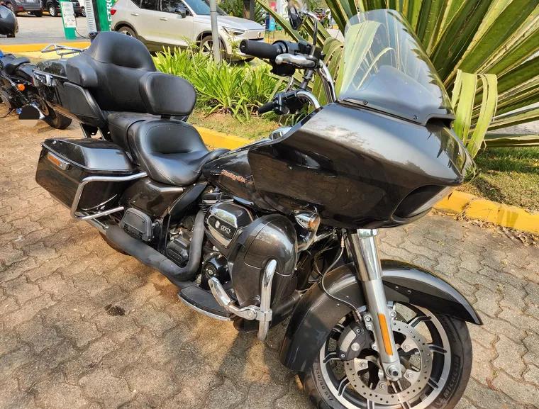 Harley-Davidson Road Glide Cinza 4