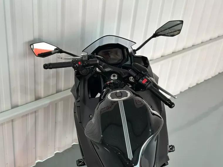 Kawasaki Ninja Preto 6