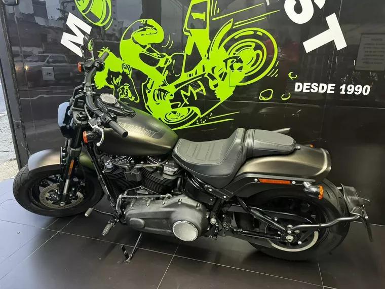 Harley-Davidson Fat Bob Cinza 3