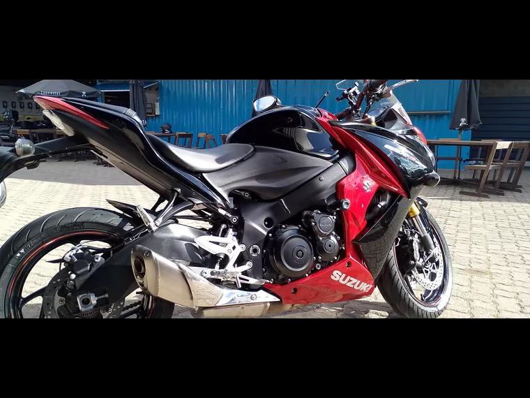 Suzuki GSX-S Preto 5