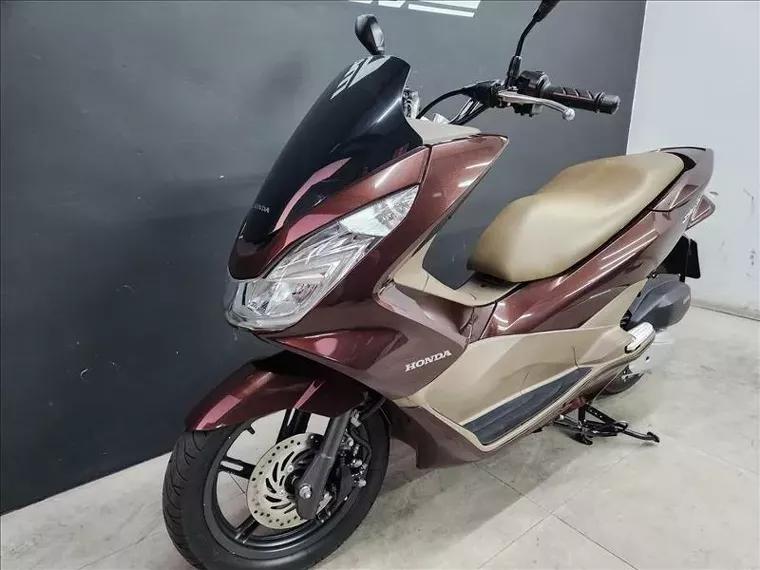 Honda PCX Marrom 5