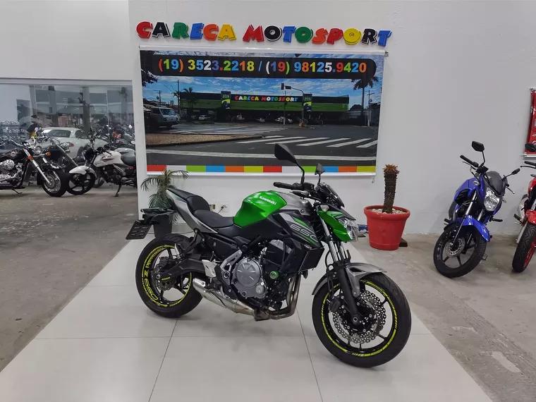 Kawasaki Z 650 Verde 17