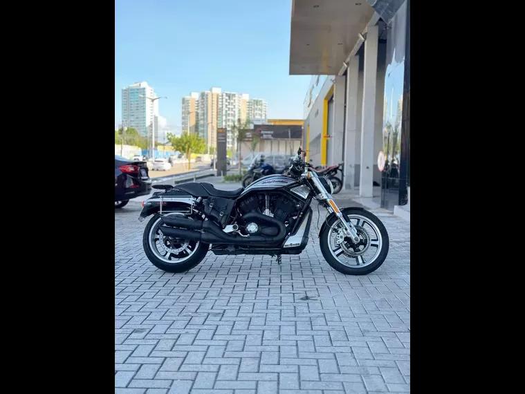 Harley-Davidson V-Rod Preto 1