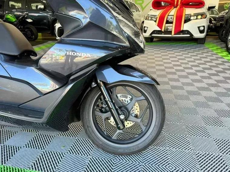 Honda PCX Cinza 14