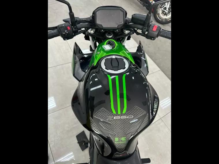 Kawasaki Z 650 Verde 5