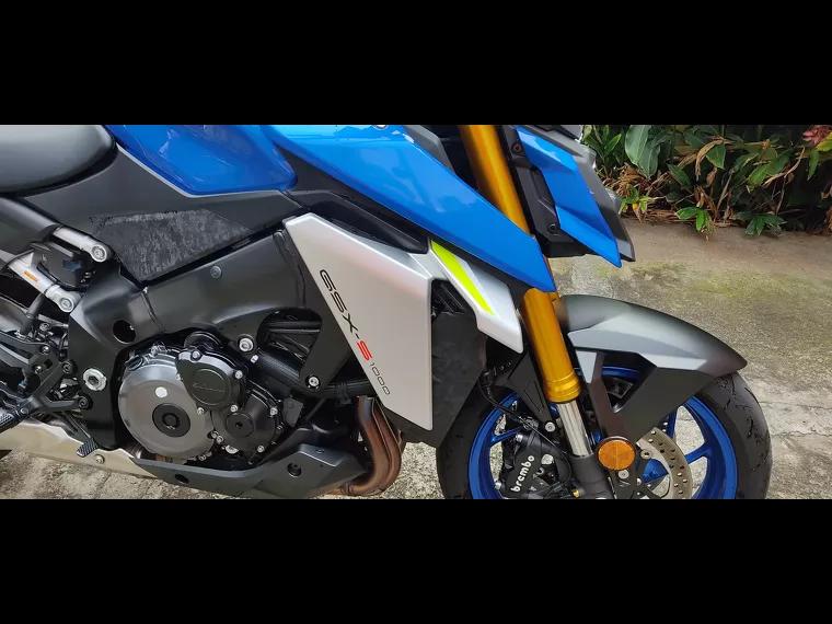 Suzuki GSX-S Azul 4