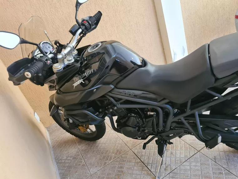 Triumph Tiger 800 Preto 12