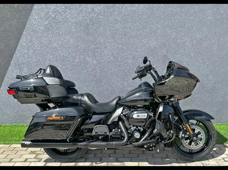 Harley-Davidson Road Glide Preto 2