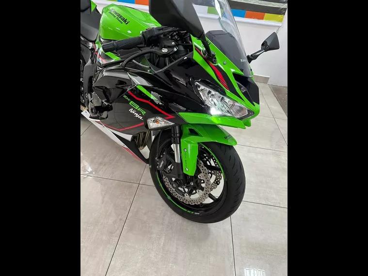 Kawasaki Ninja Verde 18