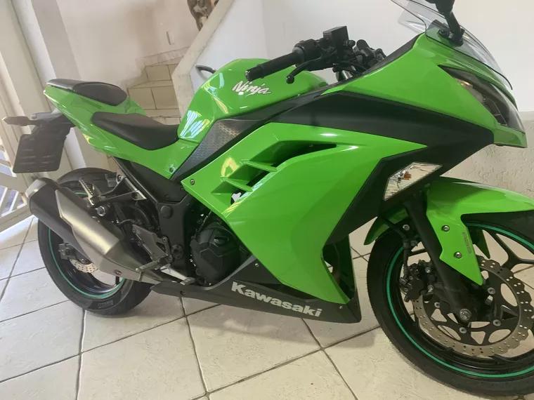 Kawasaki Ninja Verde 2