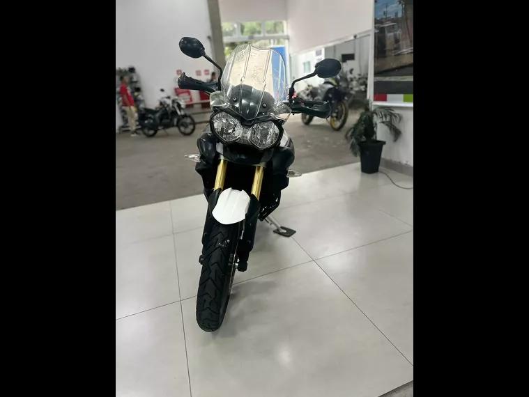 Triumph Tiger 800 Branco 8