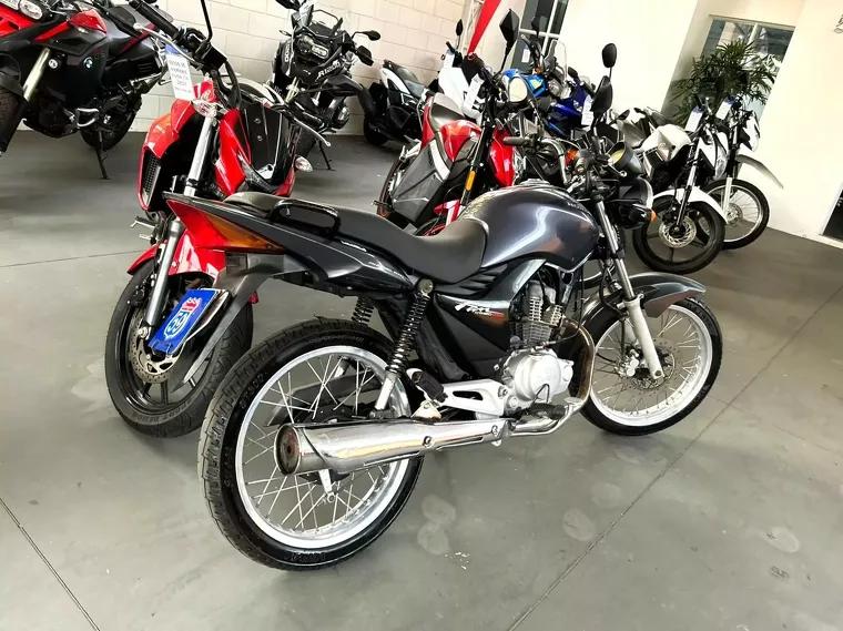 Honda CG 150 Cinza 4