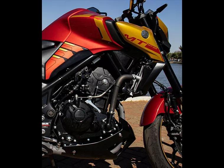 Yamaha MT-03 Vermelho 8