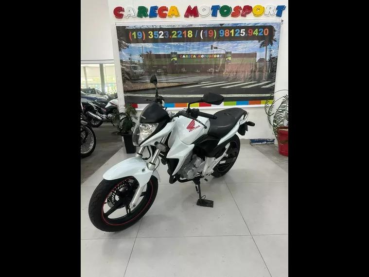 Honda CB 300 Branco 24