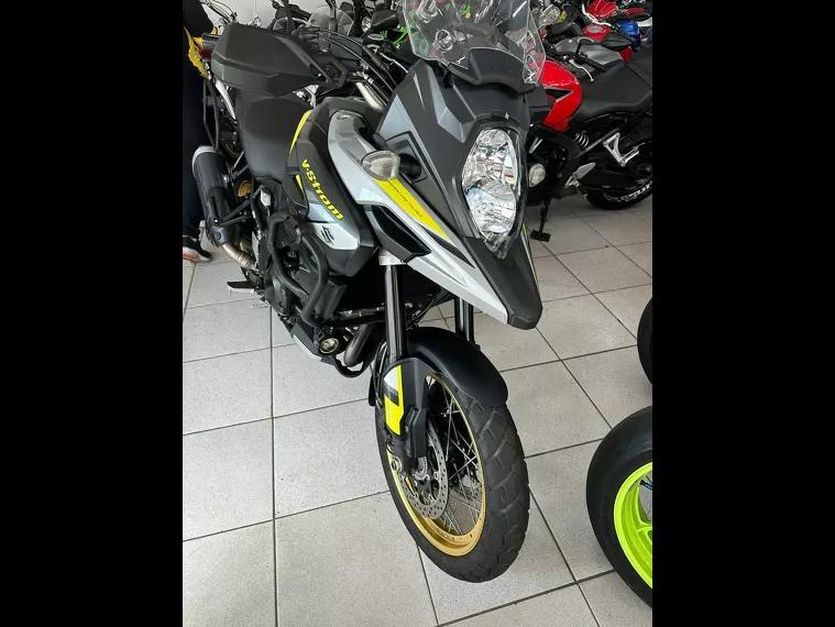 Suzuki V-Strom Amarelo 6