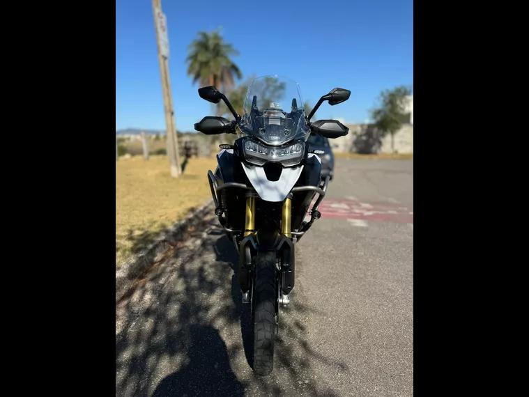 Triumph Tiger 1200 Branco 1