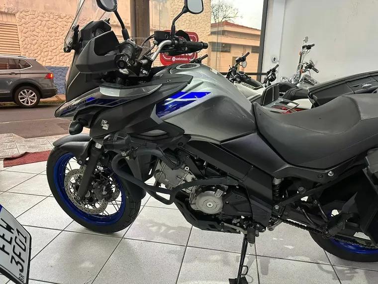 Suzuki V-Strom Cinza 4