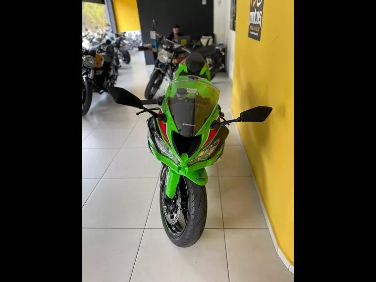 Kawasaki Ninja Verde 4