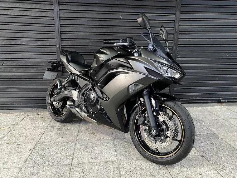 Kawasaki Ninja Cinza 4