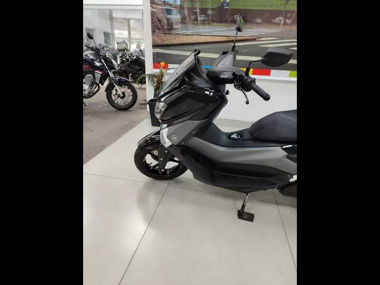 Yamaha Nmax Cinza 4