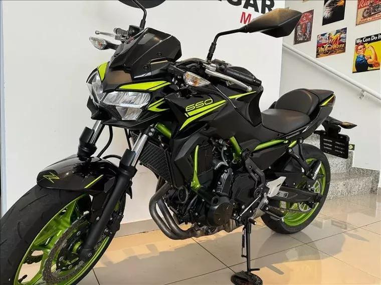 Kawasaki Z 650 Verde 4