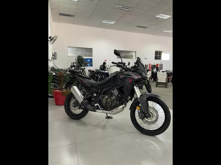 Honda CRF Preto 2