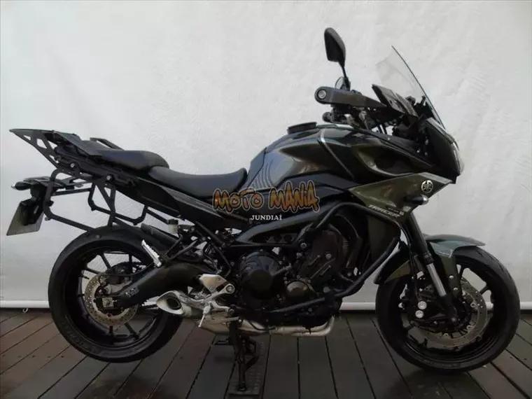 Yamaha MT-09 Cinza 1