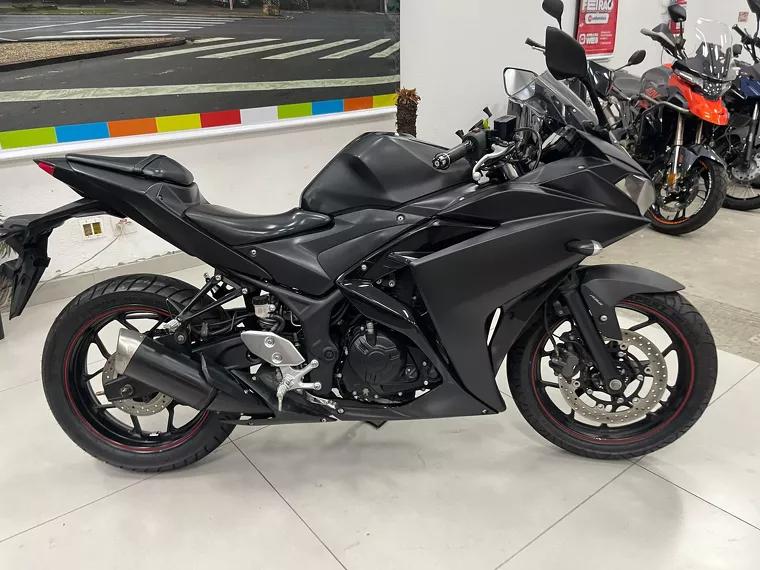 Yamaha YZF R3 Preto 1