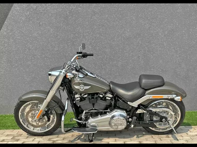 Harley-Davidson Fat Boy Cinza 5