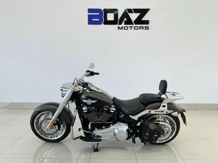 Harley-Davidson Fat Boy Cinza 3