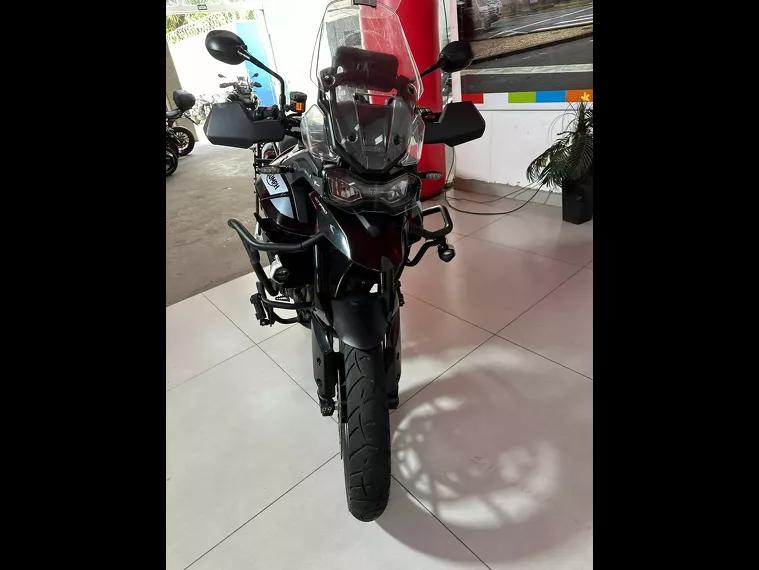 Triumph Tiger 900 Preto 19