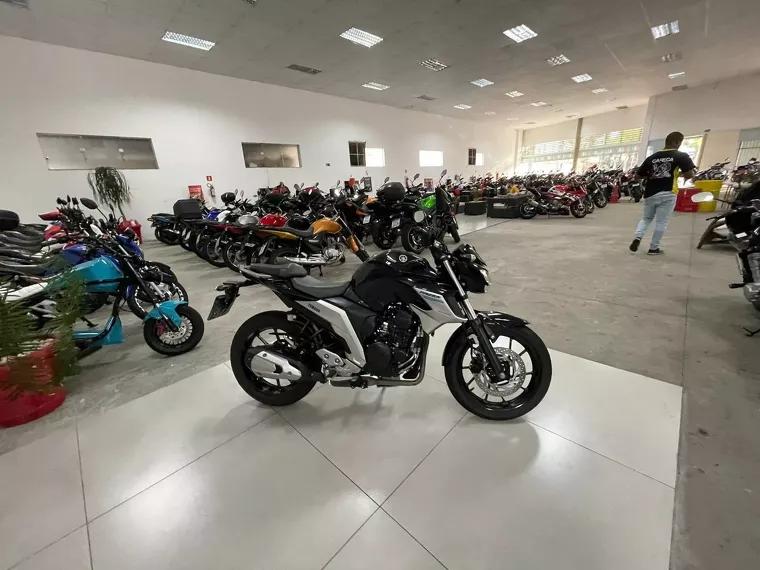 Yamaha Fazer 250 Preto 3