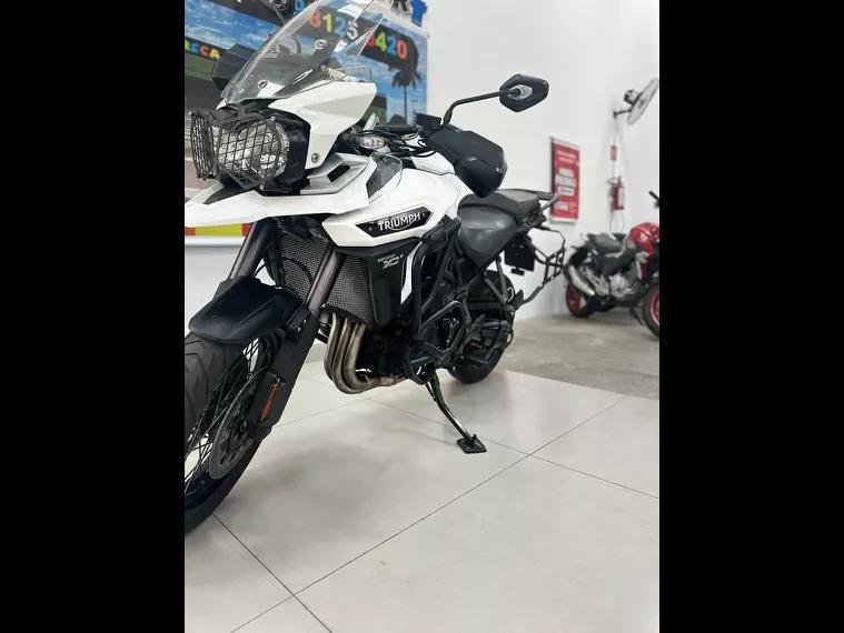 Triumph Tiger 1200 Branco 12