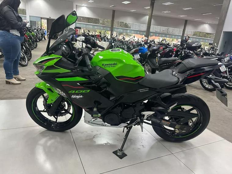 Kawasaki Ninja Verde 12