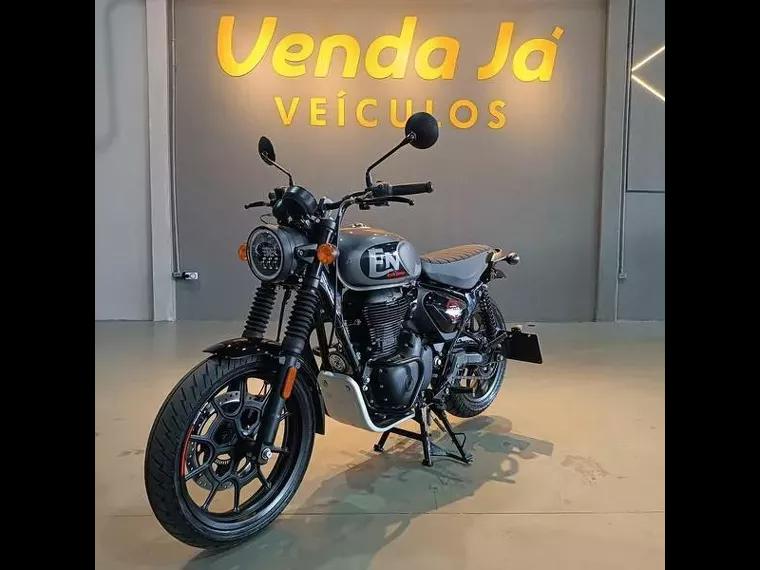 Royal Enfield Hunter 350 Cinza 2