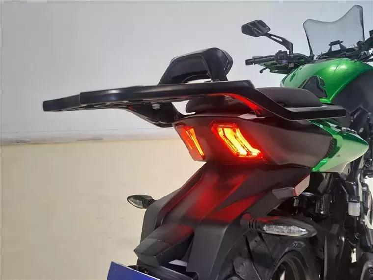 Bajaj Dominar Verde 6