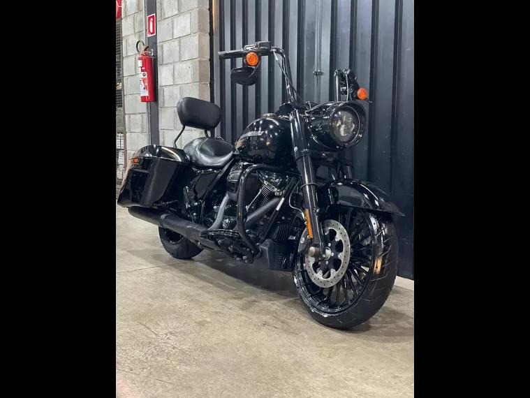 Harley-Davidson Road King Preto 1